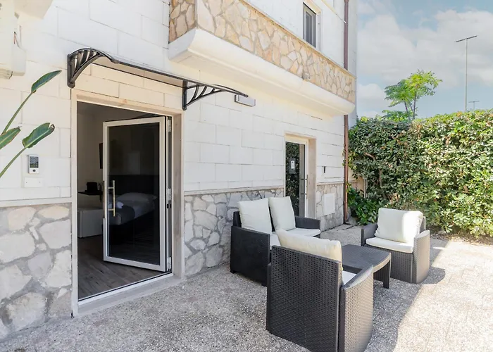 Pietramare Luxury 4* バーリ