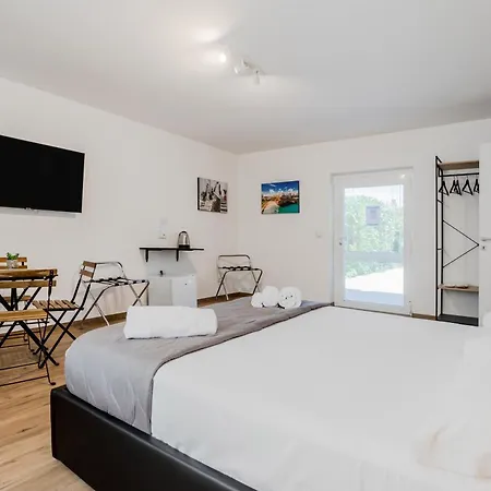 Pietramare Luxury Oda ve Kahvaltı 4*