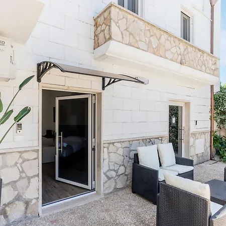 Pietramare Luxury Nocleg ze śniadaniem 4*